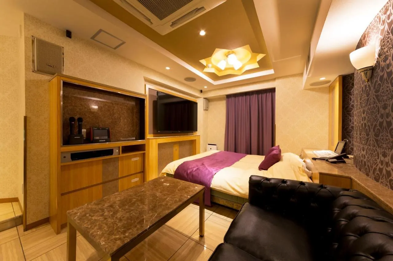 Hotel Luna Ikeda (Adults Only)